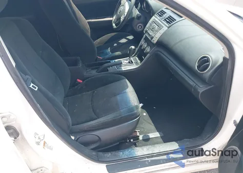 2010 Mazda Mazda6 I Sport из США, поврежденный, VIN 1YVHZ8BA4A5M00154